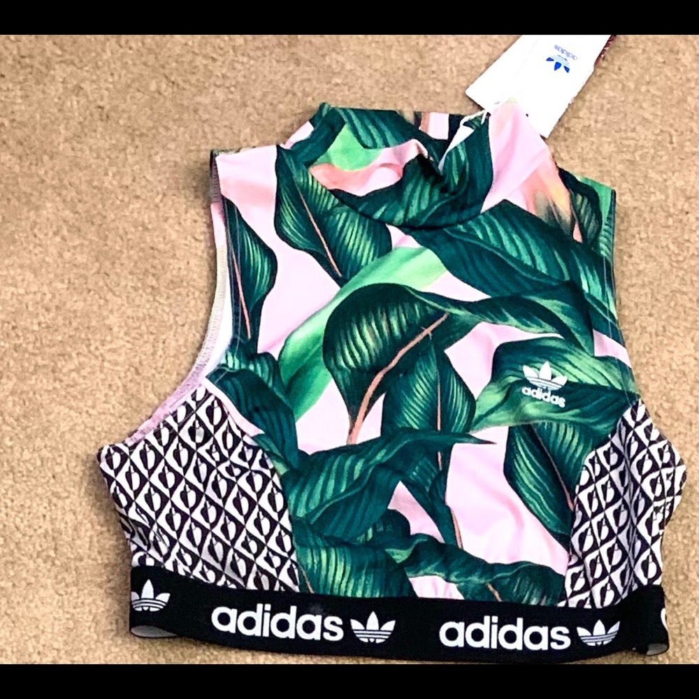 Adidas top special listing for @shoeluva1